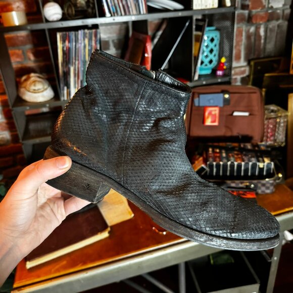 $698 JOHN VARVATOS Snakeskin Embossed Leather BOOTS (sz 10) - Picture 3 of 11